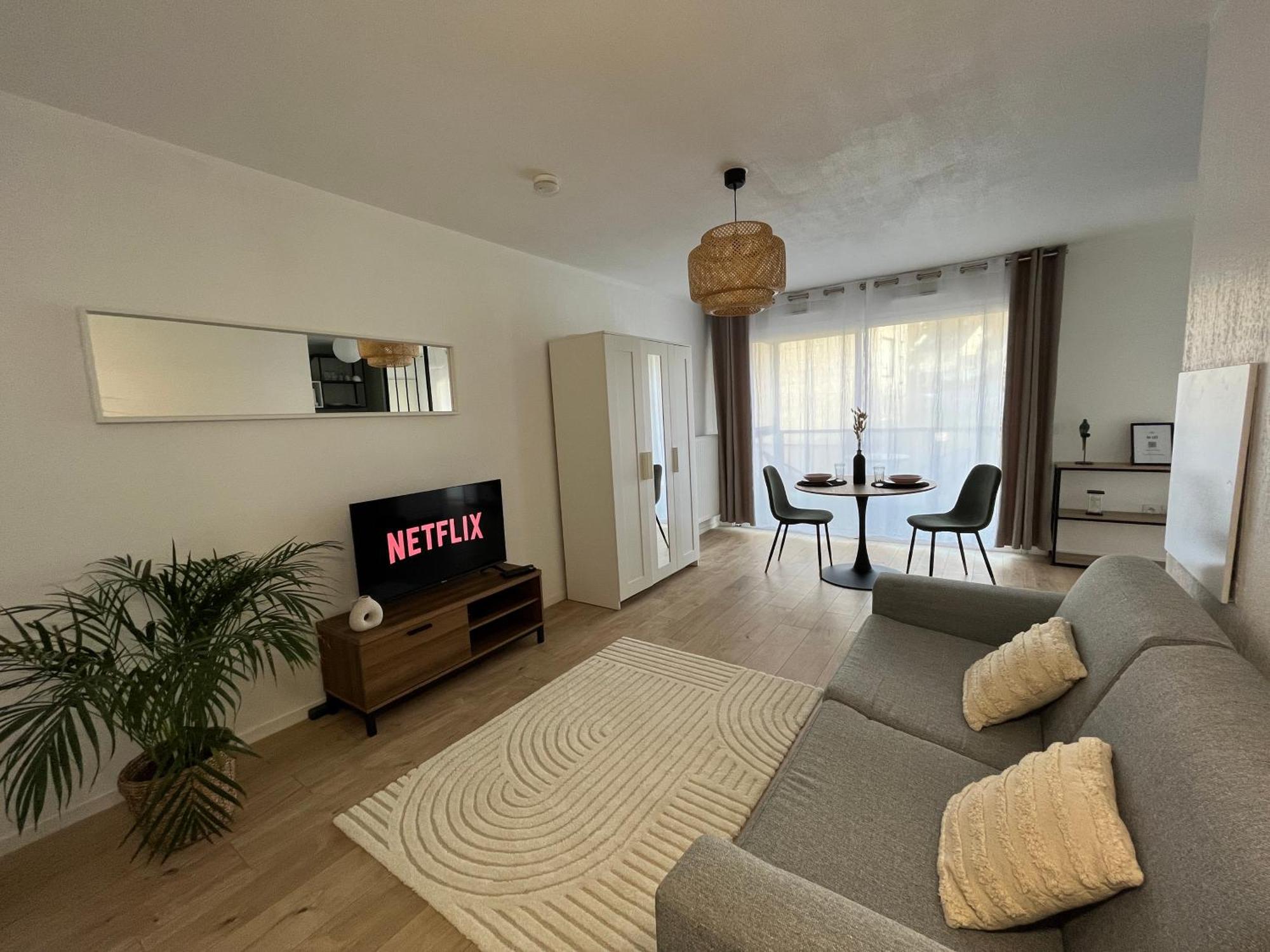 Ferienwohnung Petit Cocon Paisible Le Mans Exterior foto